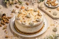 Tort cu alune si frisca  Sursa foto shutterstock 1995463784 jpg