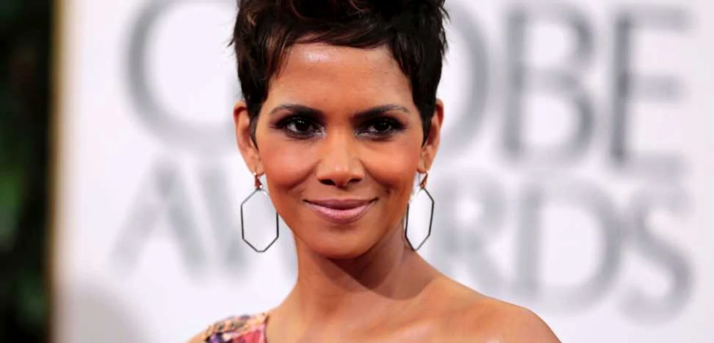Halle Berry la gala Globurilor de Aur, în ianuarie 2013 FOTO Reuters