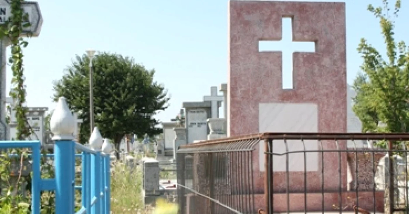 Galaţi: Criză de locuri de veci în cimitirile gălăţene