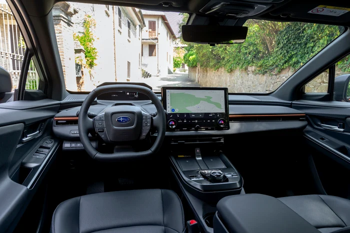 La interior, tehnologia este de ultimă generație. FOTO: Subaru