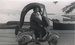 1024px Piaggio, Vespa con accessori, 1948   san dl SAN IMG 00003403 jpg