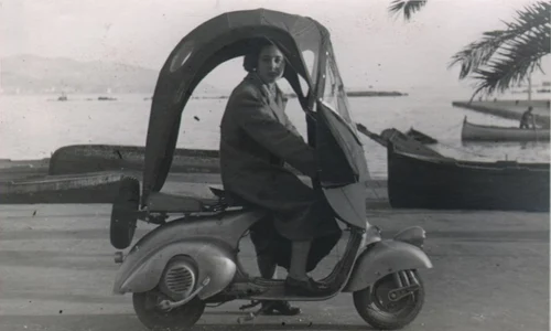1024px Piaggio, Vespa con accessori, 1948 san dl SAN IMG 00003403 jpg