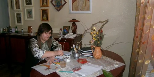 Lidia Doandeşi, artista care donează lucrările