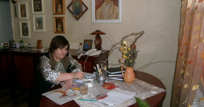 Lidia Doandeşi, artista care donează lucrările