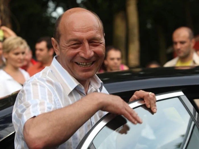 Traian Băsescu este acuzat de un avocat că l-ar fi lovit cu palma