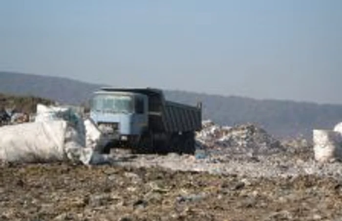 Problema megatransportului de gunoi îngrijorează municipalitatea