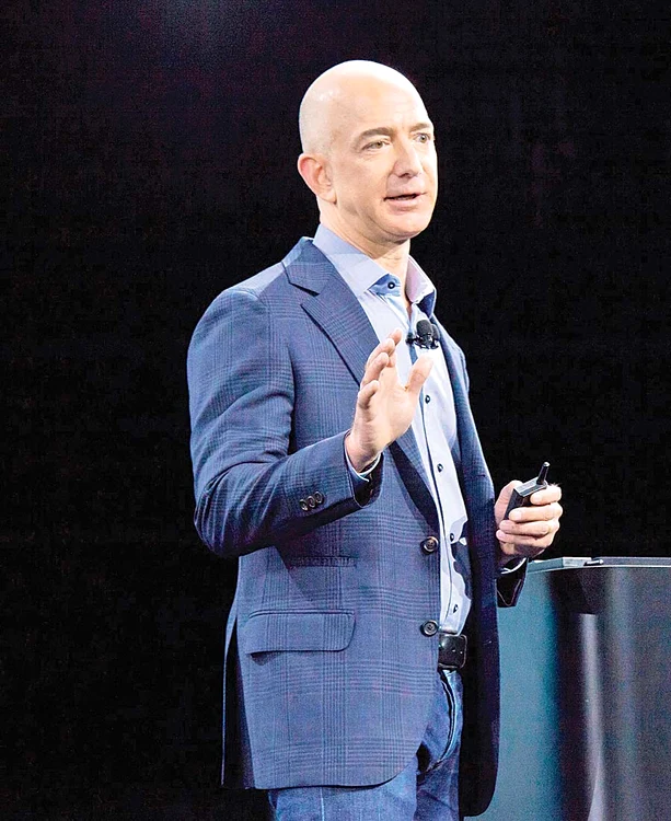 Jeff Bezos - Amazon