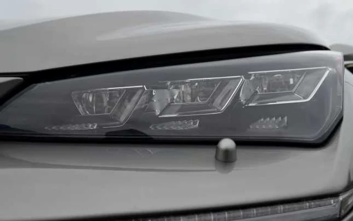 lexnx8