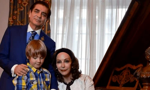 Paul Lambrino aka Prințul Paul, cu Prințesa Lia și fiul lor, Carol Ferdinand Lambrino jpg