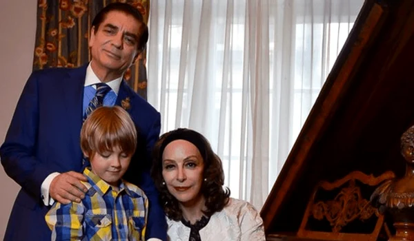 Paul Lambrino aka Prințul Paul, cu Prințesa Lia și fiul lor, Carol Ferdinand Lambrino jpg