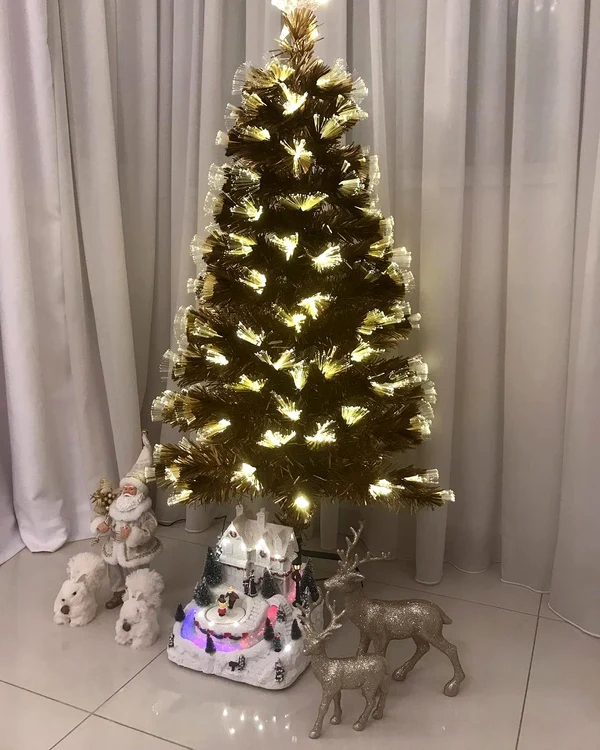 Oana Zăvoranu și-a decorat casa pentru Sărbători