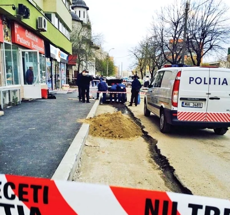 Trupul bărbatului a fost descoperit miercuri, 8 aprilie, în portbagajul unei maşini, parcate în cartierul Pantelimon, din Capitală