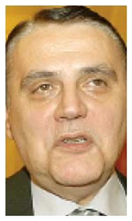 Şi ei sunt la un pas de arest