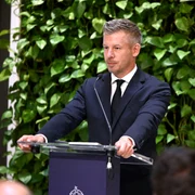 Peter Magyar 