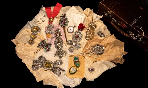 Bijuterii ale casei de Habsburg (© Nasuna Stuart-Ulin / habsburg-heritage.com)