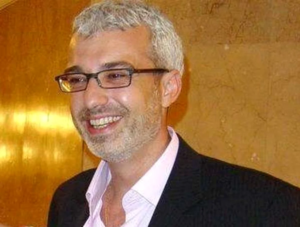 
    Cătălin Crişan  