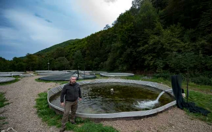 Ovidiu Oltean, administratorul şi co-proprietarul Păstrăvăriei Bologa. FOTO: Ion Pop