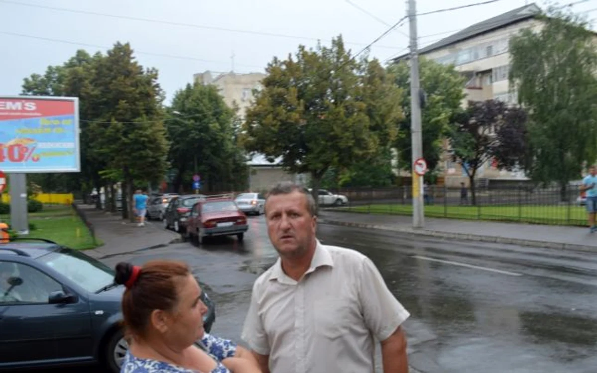 
    Bărbatul crede că este victima unei revolte publiceFoto: adevarul.ro  