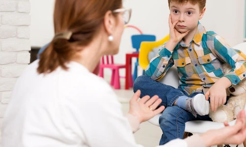 Poza de cover  Care sunt principalele aspecte intalnite la copiii cu tulburare de spectru autist  Iata ce trebuie sa cunosti despre acestea! Copil cu TSA, terapeut, cabinet jpg