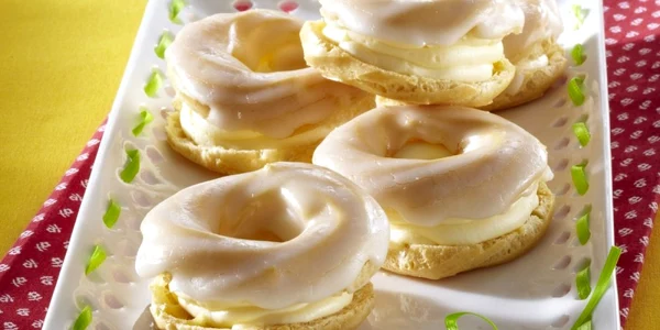 ecleruri cu crema de vanilie