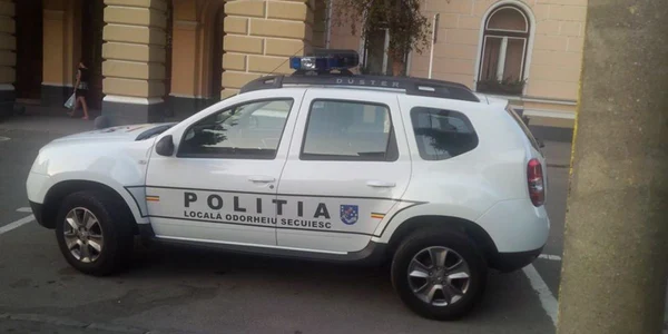 Politica ta - WordPress.com