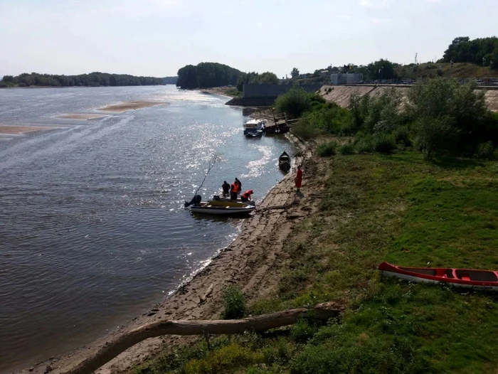 Tânărul este căutat de salvatorii de la ISU ialomiţa FOTO Adevărul