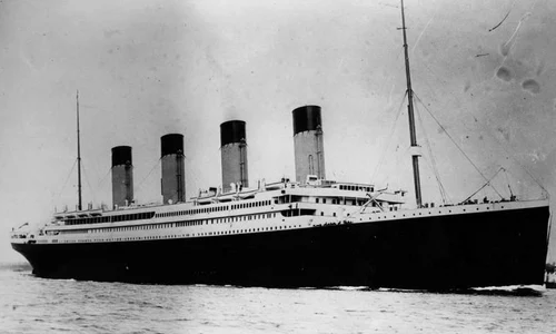 A fost şi Luna de vină pentru naufragiul Titanicului? jpeg