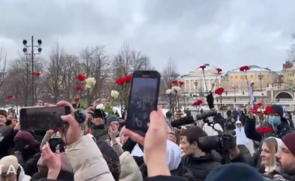 Jurnalişti străini, reţinuţi la Moscova în timpul unui protest al soţiilor militarilor ruși VIDEO