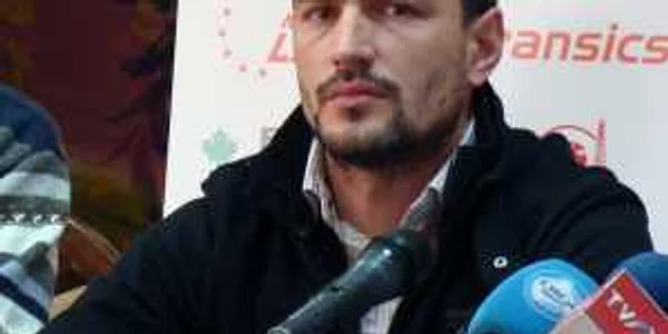 Ionuţ Badea vrea trei puncte la Galaţi