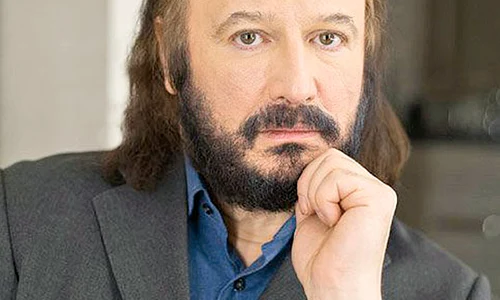 Incredibil! Doctorul Samir Chachoua  susţine că l a făcut bine pe actorul  de 50 de ani cu un leac străvechi jpeg