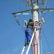 deranjamente energie electrica reparatii stalpi inalta tensiune