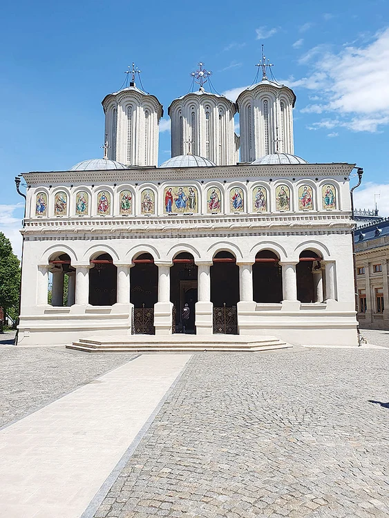La Catedrala  Patriarhală, ieri,  pregătirile erau în toi