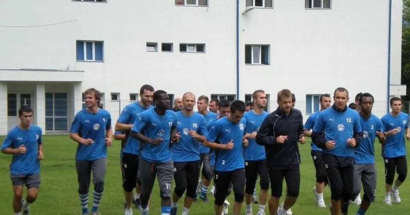 Lotul Gloriei, la primul antrenament( sursă: www.acfgloria.ro)