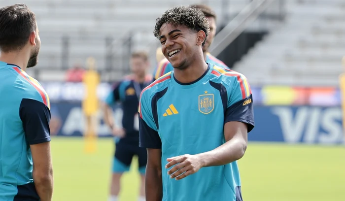 Lamine Yamal nu va fi titular în primul meci al Spaniei la Mondial (FOTO: EPA)
