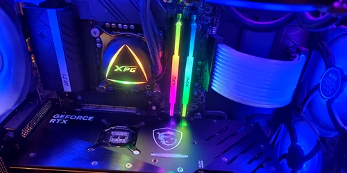 Placă video MSI GeForce RTX 4080 16GB GAMING X TRIO FOTO Adrian Pogîngeanu jpg