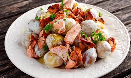 salata cartofi noi shutterstock 520527691 jpg