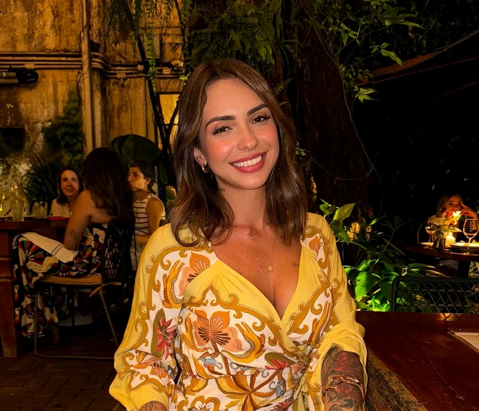 Femeia perfecta in viziunea inteligentei artificiale, foto instagram jpg