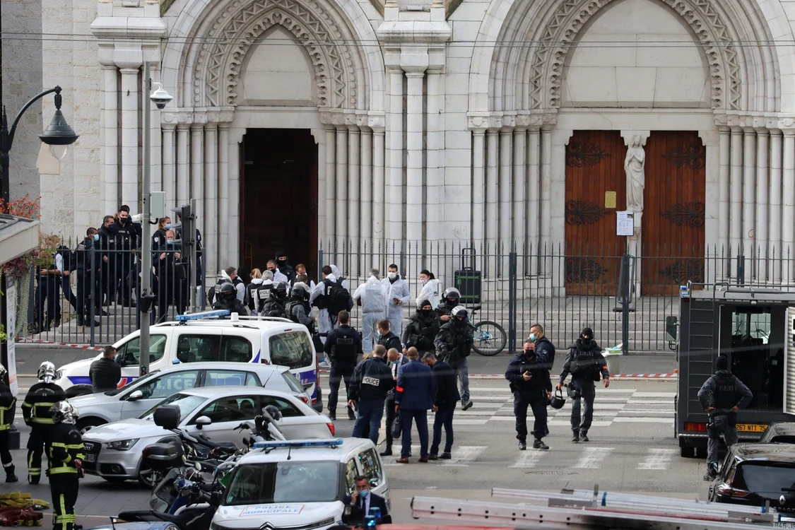 Autorul a fost reținut de polițiști 