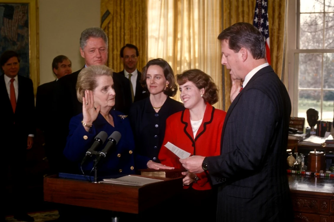 4 madeleine albright a murit prima femeie secretar de stat sua in mandatul lui bill clinton 6 jpg jpeg