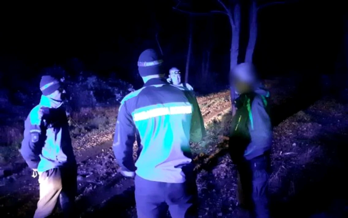 Marinar din Tulcea rătăcit pe munte în Parcul Naţional Cozia salvat de salvamontişti şi jandarmii montani Foto Adevărul