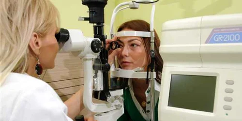 Glaucomul va fi depistat mai repede şi mai uşor cu noul aparat de la Spitalul Judeţean 