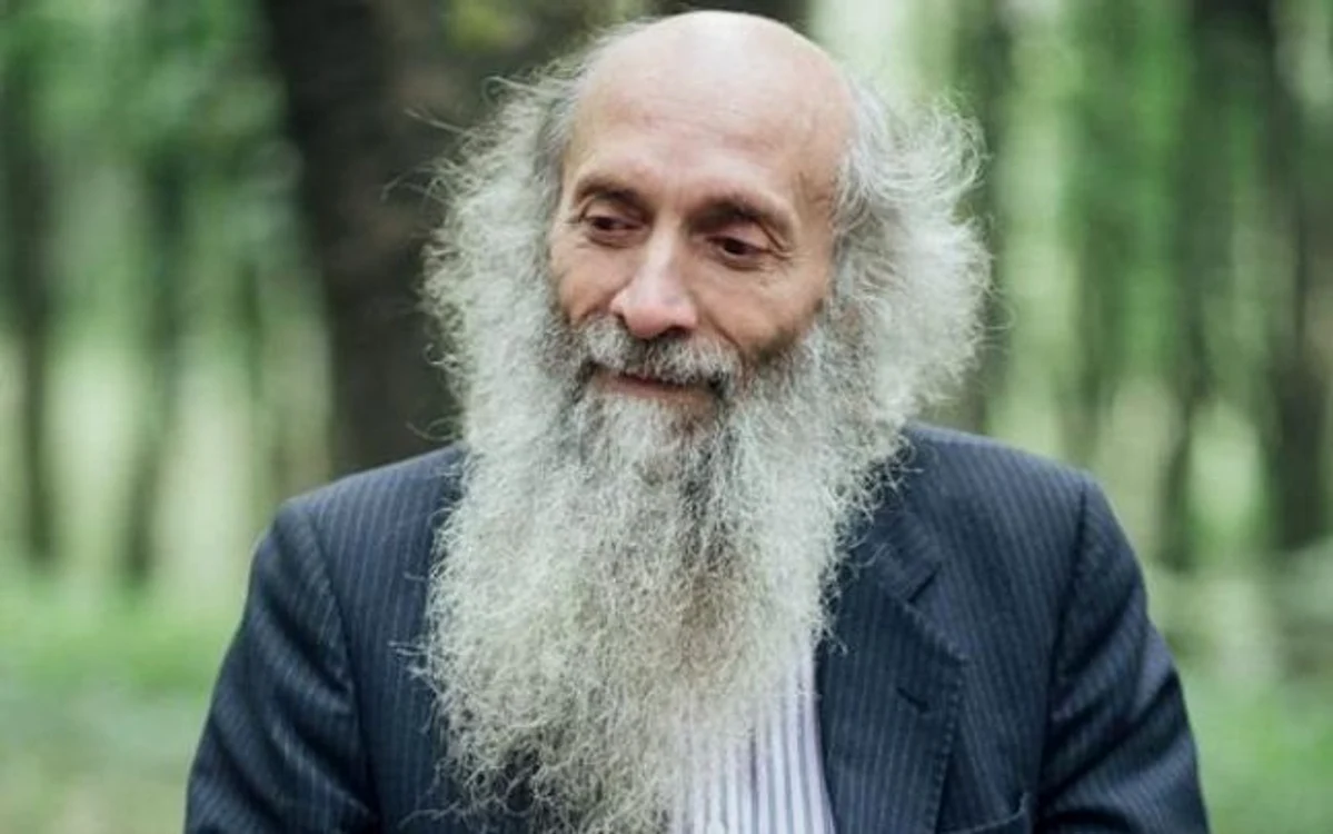 
    Mircea DăneasaFoto: adevarul.ro/suceavalive.ro  