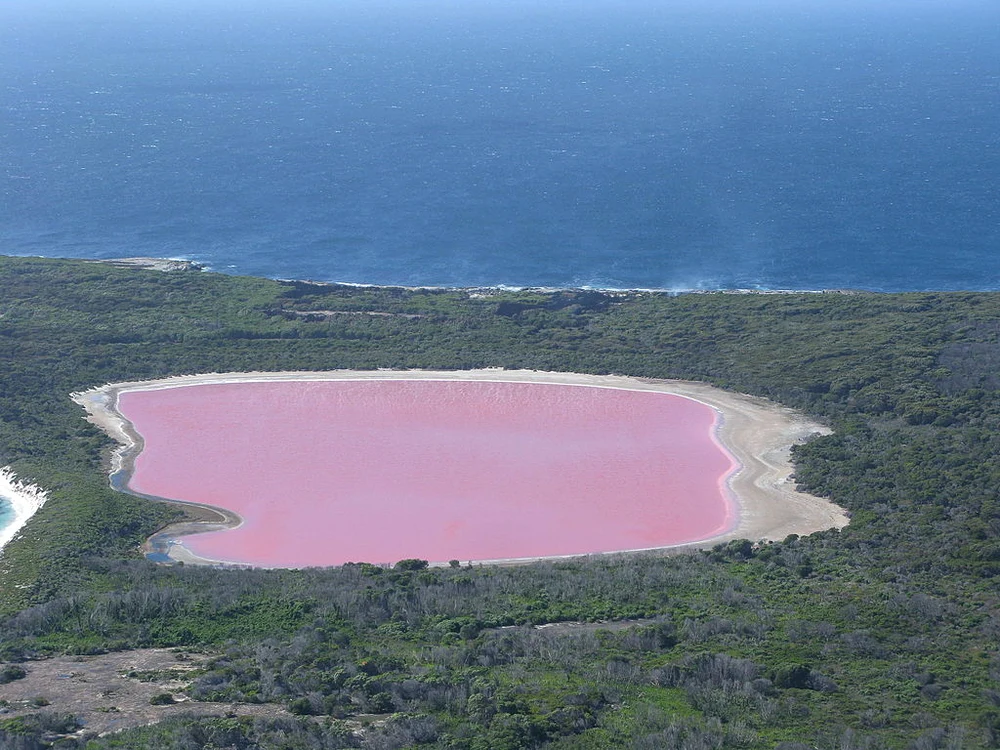 Lacul Hillier FOTO wikipedia 