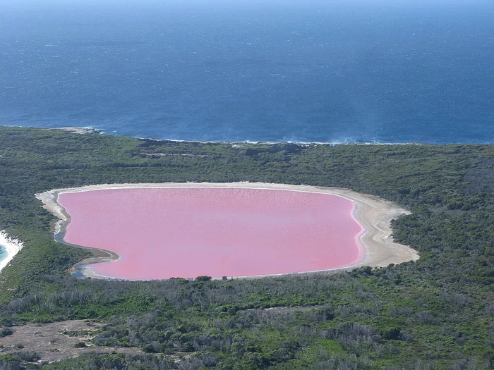 Lacul Hillier FOTO wikipedia