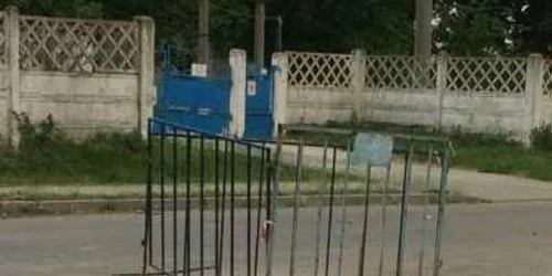 Stâlpul din mijlocul intersecţiei din Băileşti a fost mutat