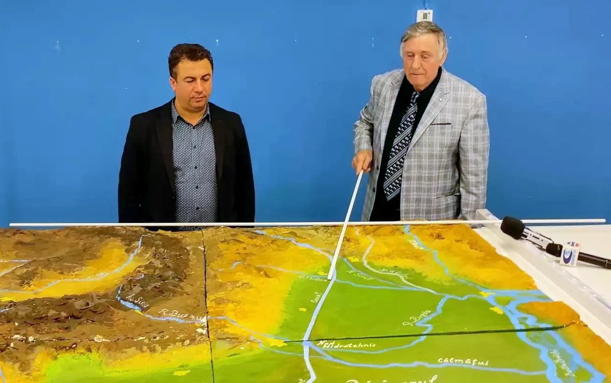 Macheta a fost realizată de elevii Licceului de Arte FOTO Iulian Bunilă