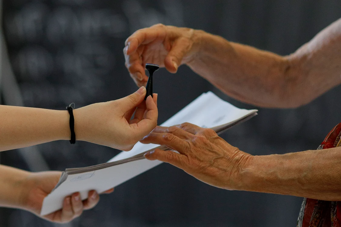 La 24 noiembrie bucureştenii vor vota şi la referendum. Foto Inquam/Octav Ganea