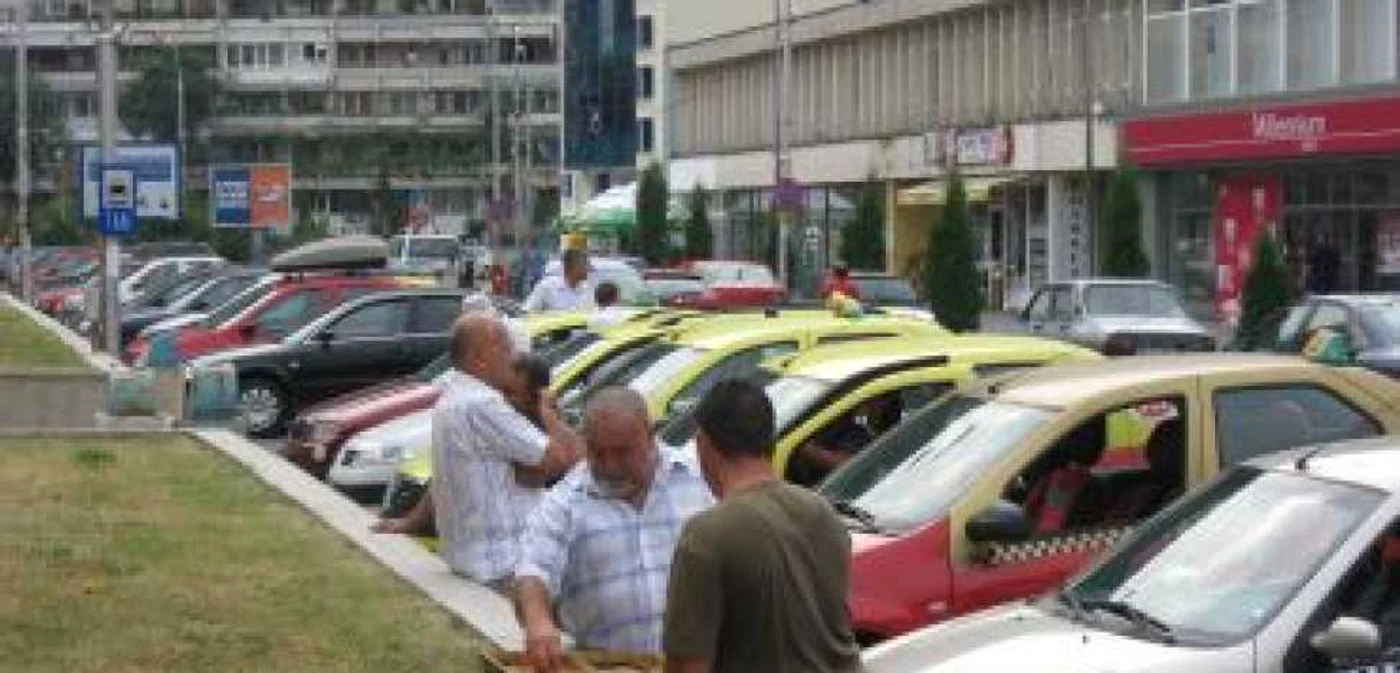 Neamţ: Taximetriştii de la Unic, speriaţi de modificările din trafic