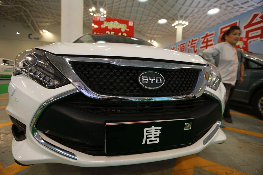 Prin acordurile cu China, Viktor Orban vrea să-și poziționeze țara în topul mondial al producției de automobile electrice