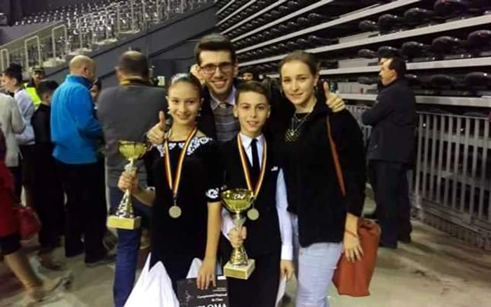 Mateo Ipate şi Mădălina Ciuche, de la Adamas Bacău, vicecampioni naţionali la dans sportiv